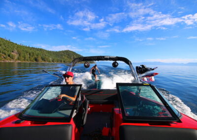boat rental lake